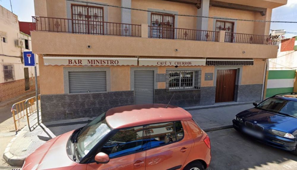 El bar que regentaba la citada víctima en Jerez de la Frontera (Cádiz). Foto: La Voz del Sur.