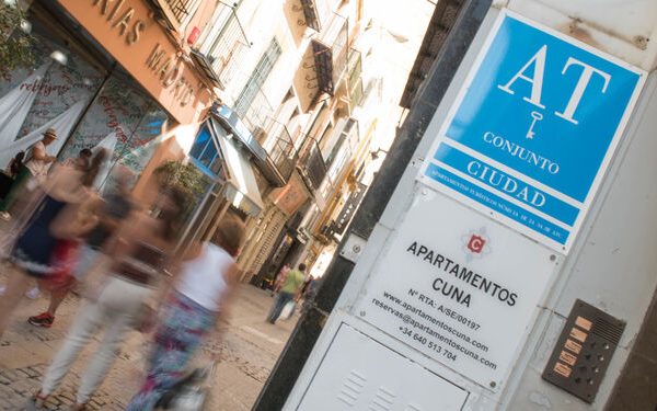 Alojamiento turístico en calle Cuna (Sevilla). Foto: Diario de Sevilla