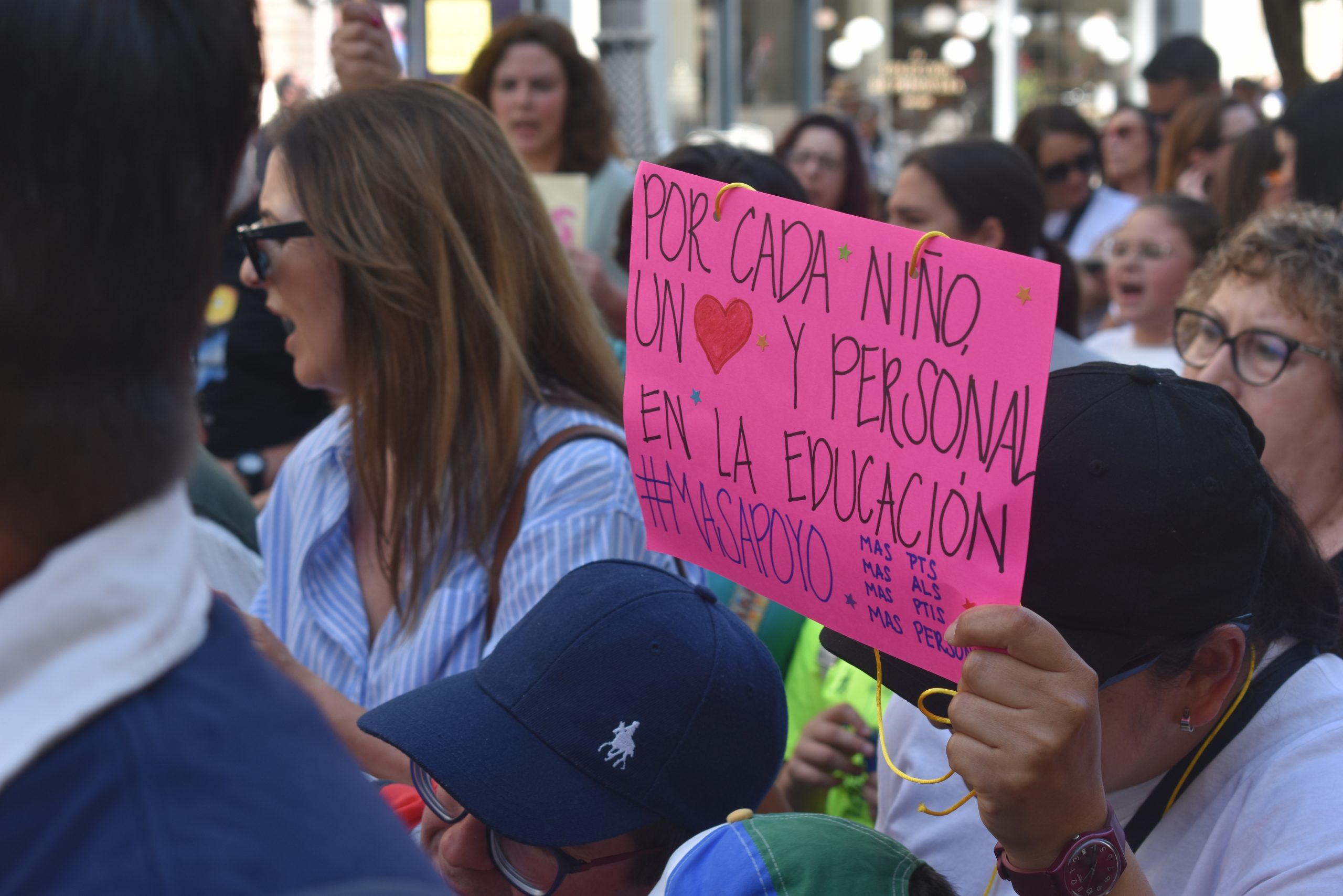 manifestación educación pública 17 de mayo 2025 sevilla