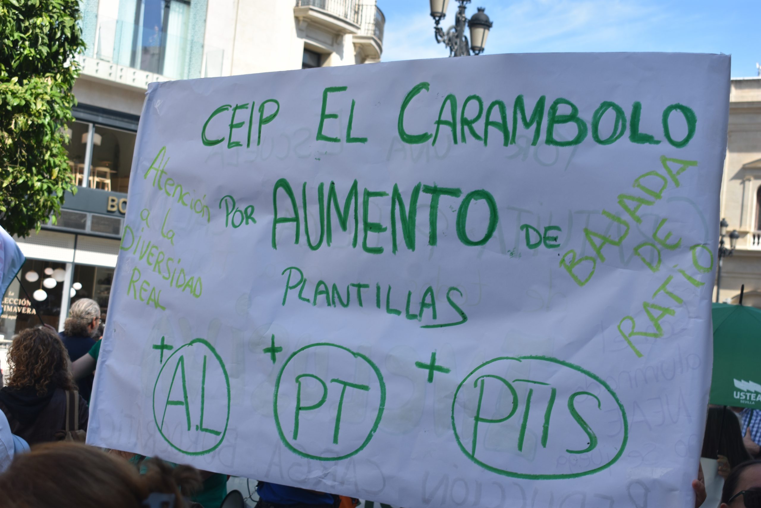 manifestación educación pública 17 de mayo 2025 sevilla