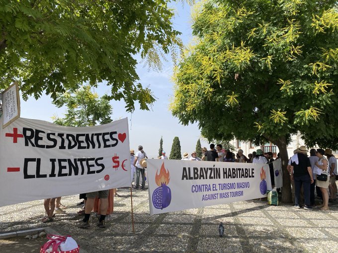 albayzin habitable, menos turistas y más vecinas 3.j